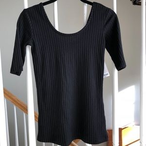 SOLD Black scoop back elbow length sleeves top